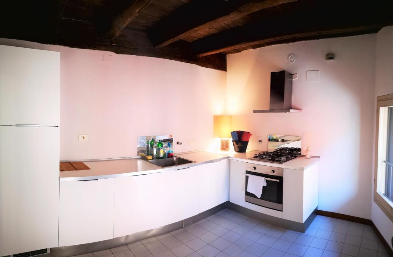 De' Pepoli Apartments Bologna Eksteriør billede