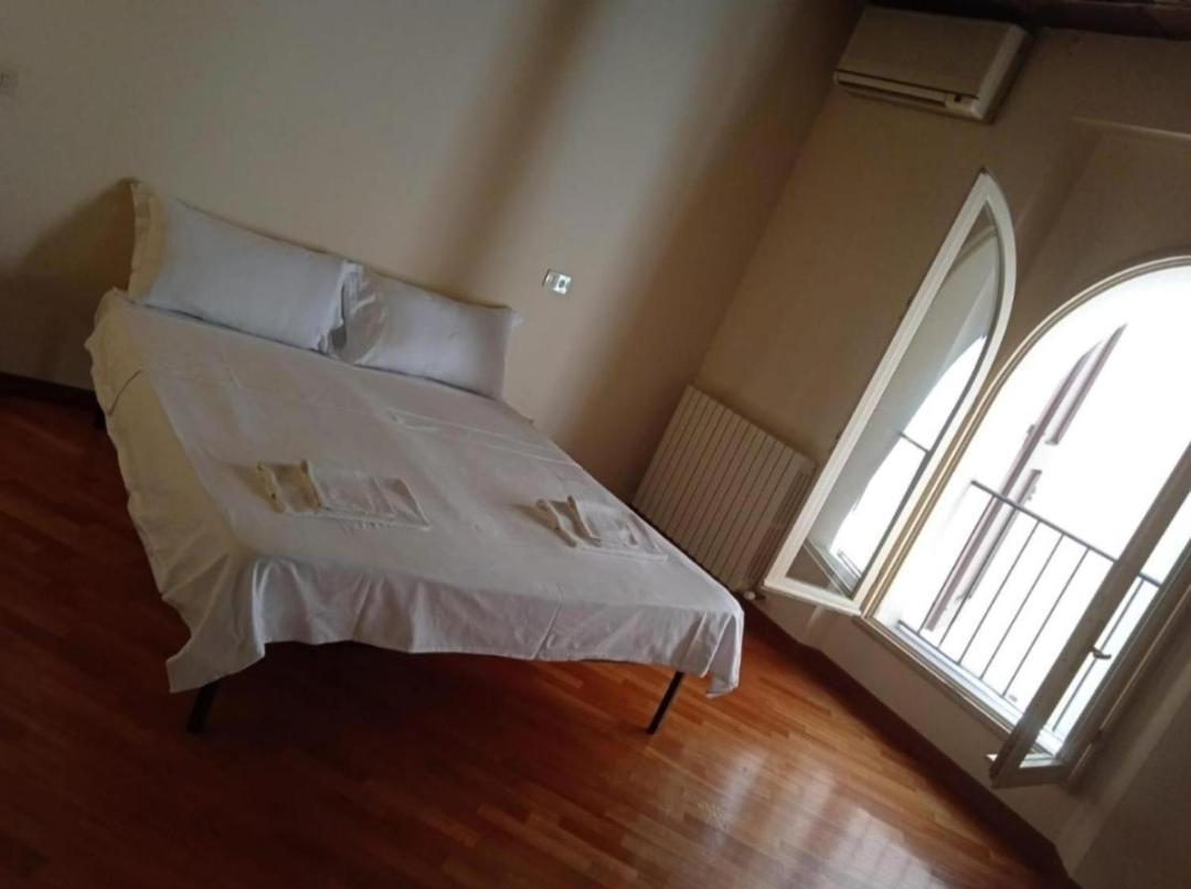 De' Pepoli Apartments Bologna Eksteriør billede